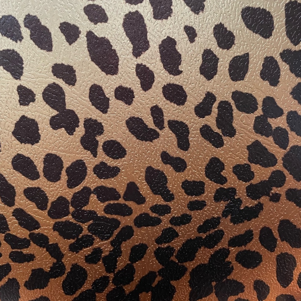 Frederick’s of Hollywood red & black hat box - Picture 5 of 5